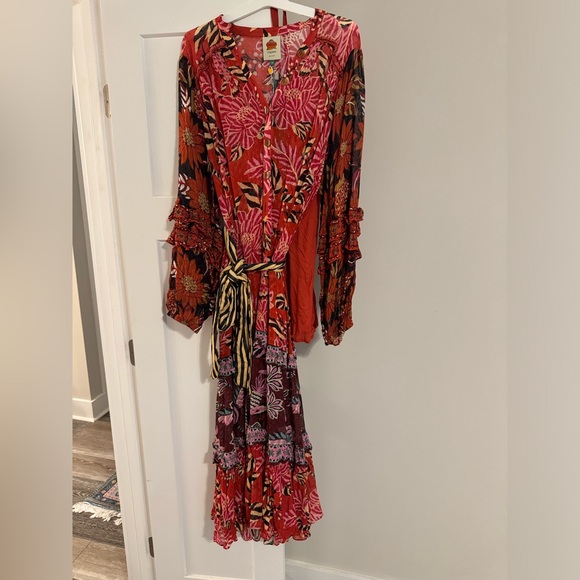 Farm Rio Mixed Floral Maxi Dress NWT - Picture 7 of 11